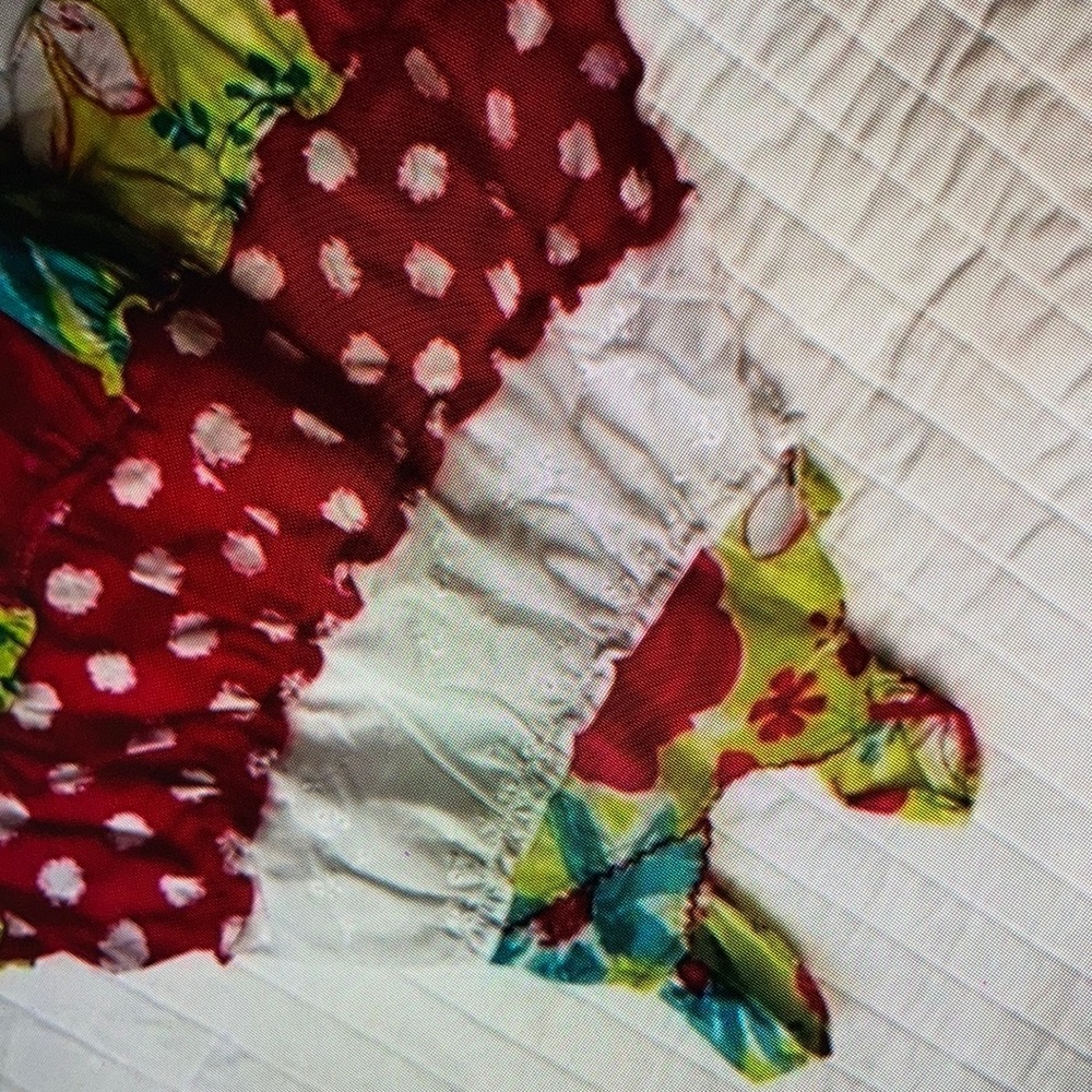 Vibrant tiered floral pattern design blouse